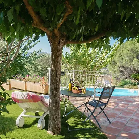 Located In A Quiet And Secure Subdivision Near The Beaches Of Cala Rossa Porto Vecchio